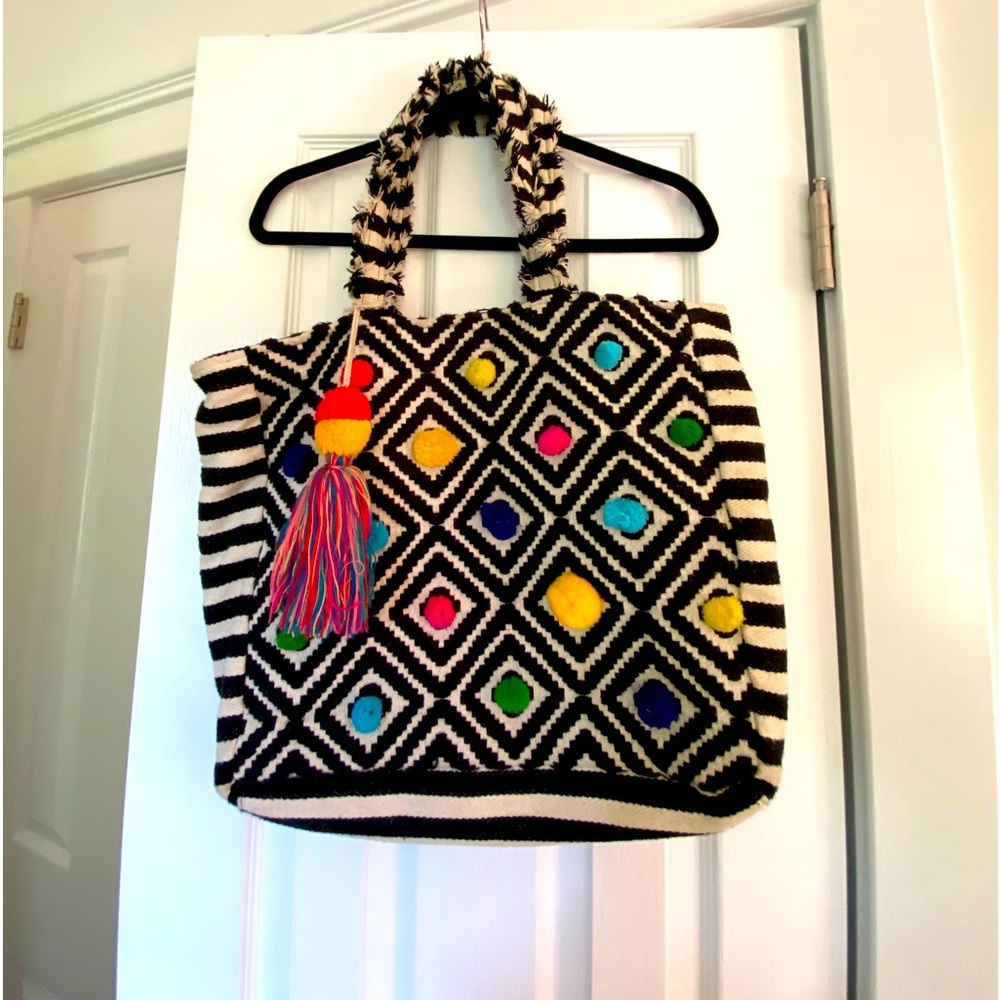 Fun tote with Pom poms